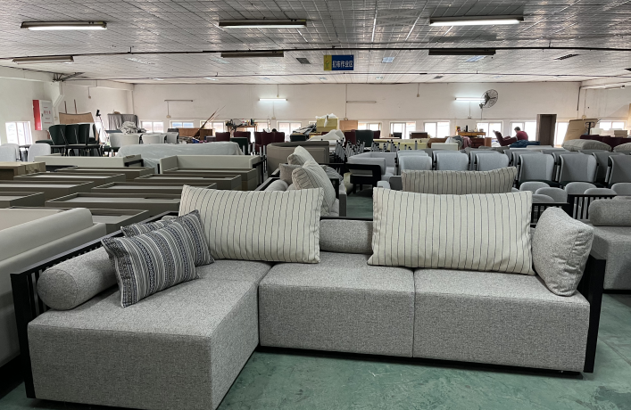 Tongda Hotel Furniture's workshop