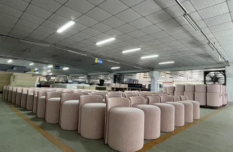 tongda hotel furniture finished product workshop.jpg