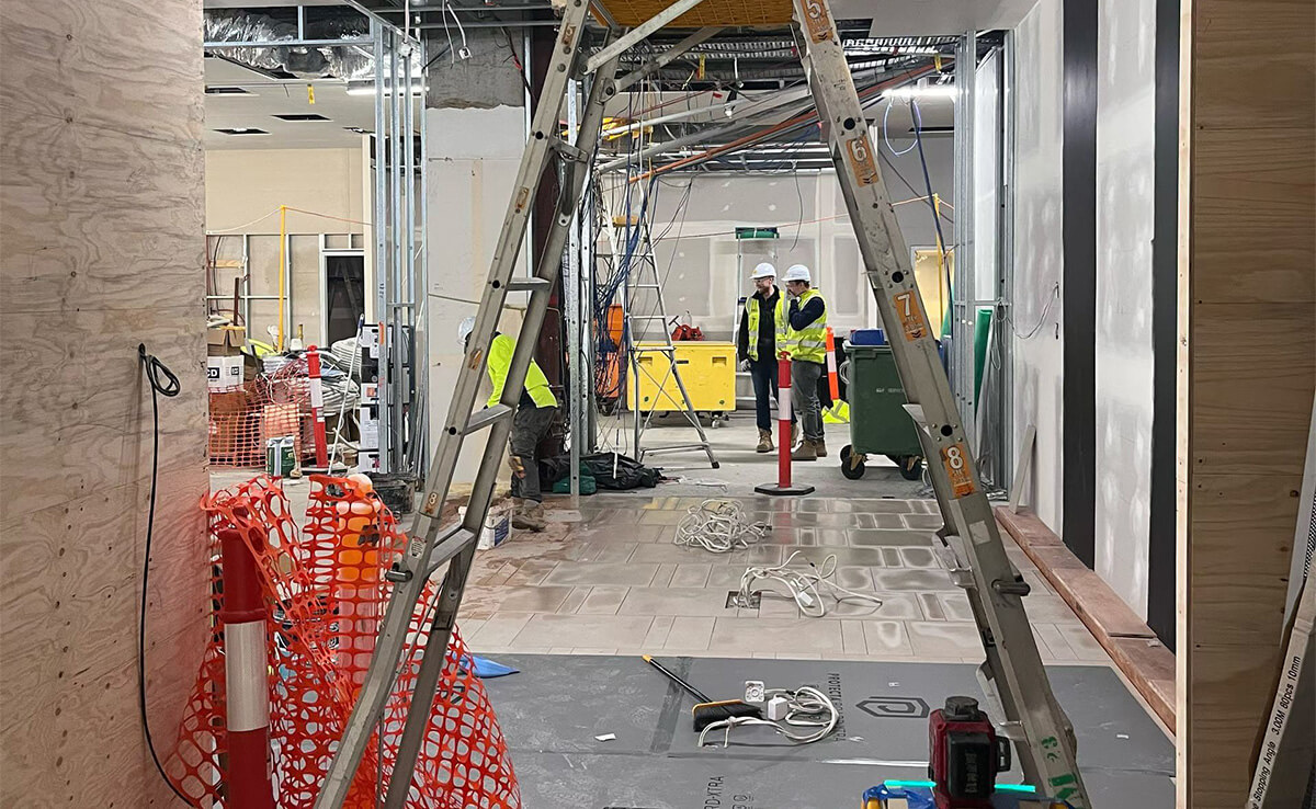 On-site coordination and installation team in international hotel FF&E project