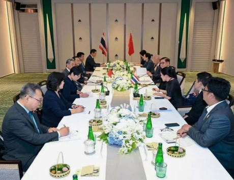 The meeting was held in the conference hall of the Dusit Thani Krabi Beach Resort, Thailand.png