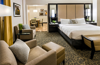 //iqrorwxhnlprlm5p.ldycdn.com/cloud/pkBpqKkrlpSRmlnkojprip/radisson-lackawanna-station-hotel-room-furniture.jpg